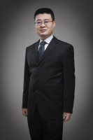 李龙 照片