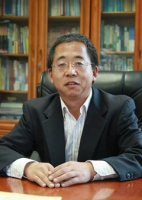 赵邦宏 照片
