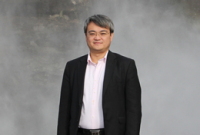 陈嘉兴 照片
