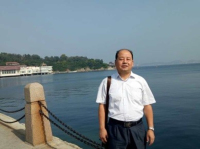 张生春 照片