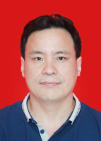 耿进昂 照片