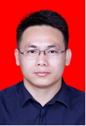 任领志 照片