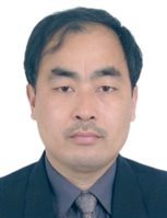 杨中正 照片