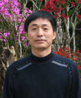 谭本馗 照片