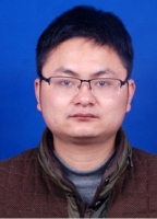 董晶亮 照片