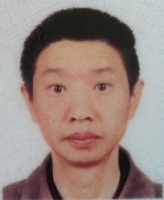 卢毓俊 照片