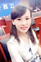 杨婷 照片