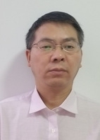 杨成忠 照片