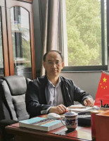赵小平 照片