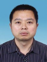 董溯战 照片