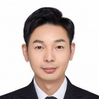 丁兵兵 照片