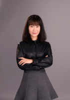 盖葳 照片