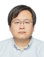 胡仁昱 照片