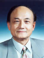胡英 照片