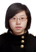 李芳菲 照片