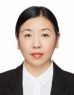 李英 照片