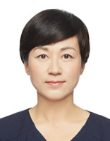 梁玮 照片
