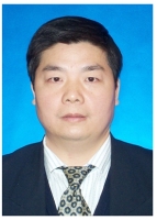 施小新 照片