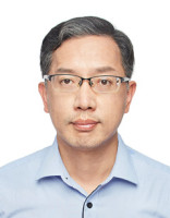 沈凌 照片
