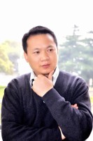 汪华 照片