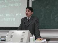 俞慰刚 照片