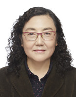 杨逢珉 照片