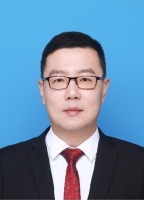 杨骥 照片