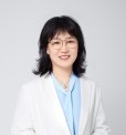 安秋玲 照片