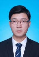 王军波 照片