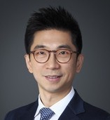 巢宏 照片