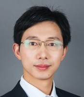 程亮 照片