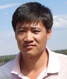董启文 照片