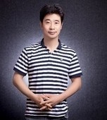 邓联忠 照片