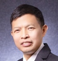 何修猛 照片