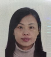 何晓嘉 照片