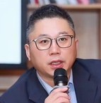 韩映雄 照片