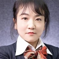 黄波粼 照片