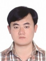 胡进 照片