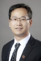 黄坤 照片