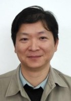孔文清 照片