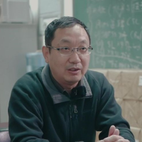 王捍贫 照片