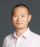 李智 照片