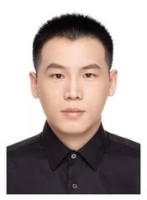 李龙光 照片