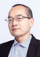 卿文辉 照片