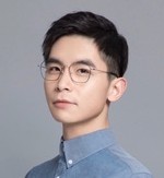 钱鸿 照片