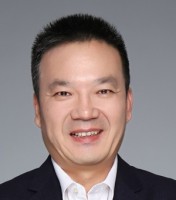 佀化强 照片