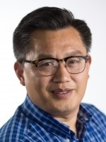 施华宏 照片