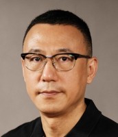 吴钧 照片