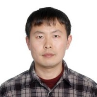 魏启 照片