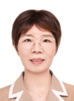 熊琼 照片